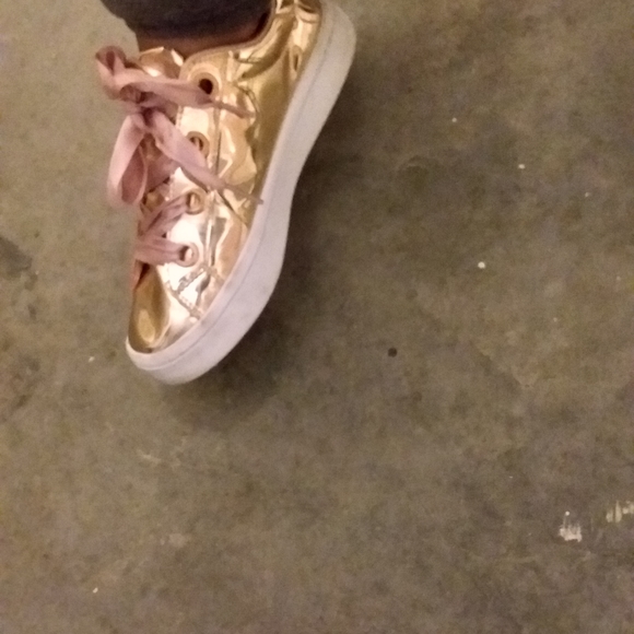 Skechers Shoes - Skechers metallic